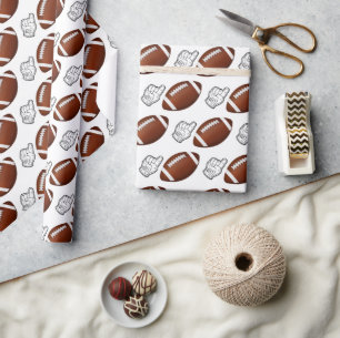 First Year Down Football Geburtstag Geschenkpapier