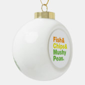 Fisch & Chips & Mushy Peas. Keramik Kugel-Ornament (Links)