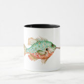 Fisch mit einem Stück Tasse (Zentrum)