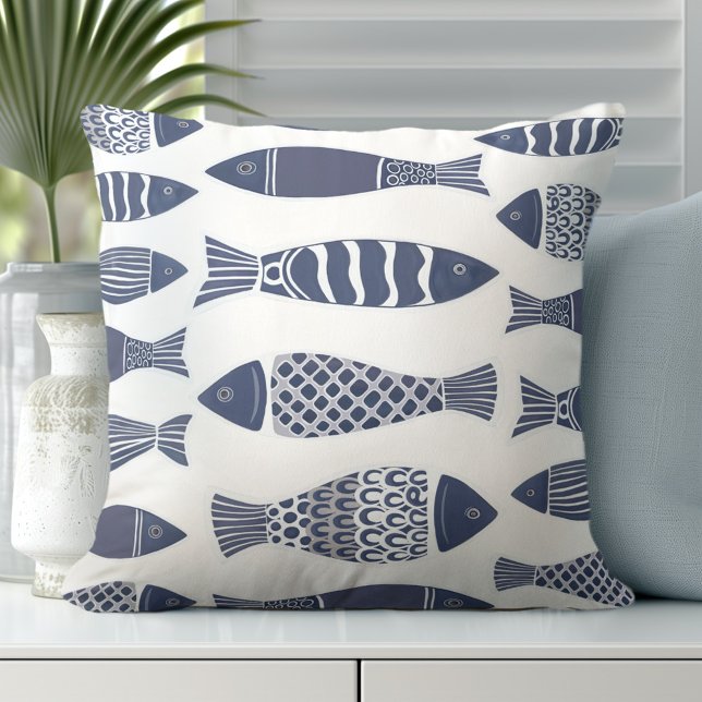Fisch Navy Blue Throw Kissen (Transform Your Room with Coastal Throw Pillows.)