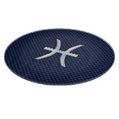 Fisch-Tierkreis-Symbol auf blauem Schneidebrett (Ecke)