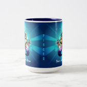 Fische addieren Ihre NamensTasse Zweifarbige Tasse (Mittel)