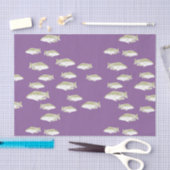Fische auf lila seidenpapier (Handwerk)