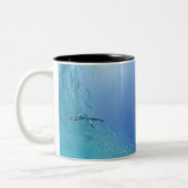 Fische im Meer Zweifarbige Tasse (Links)