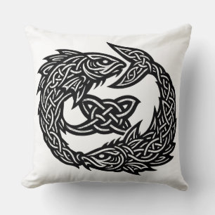 Fische Keltisches Zwillingsstrom-Sigil BurnsInHe Kissen