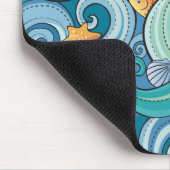 Fische unter dem Wellen-Muster Mousepad (Ecke)