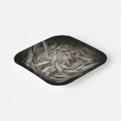 Fischen in einem Eimer Pappteller (Gewinkelt)