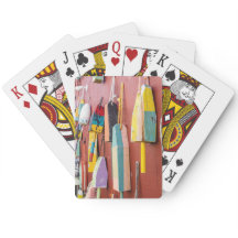 Fischerbojen spielen Karten