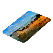 Fischerboot am mauritischen Strand mit Insel Magnet (Linke Seite)