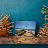 Fischerboot am Strand verankert Fotoplatte (Seite)