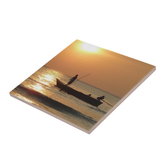 Fischerboot bei Sonnenuntergang Fliese (Seite)