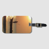 Fischerboot bei Sonnenuntergang Gepäckanhänger (Vorderseite (Horizontal))