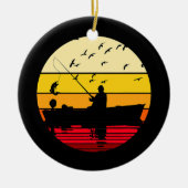 Fischerboot Retro Coole Bassfliege Fischer Keramik Ornament (Vorne)