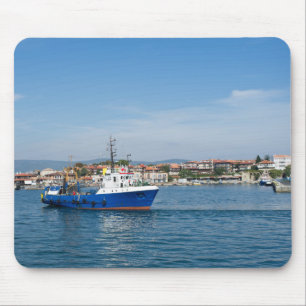 Fischerboot zum Meer Mousepad