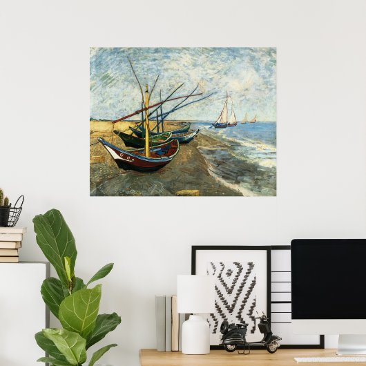 Fischerboote am Strand von Saints-Maries Poster (Heimbüro)