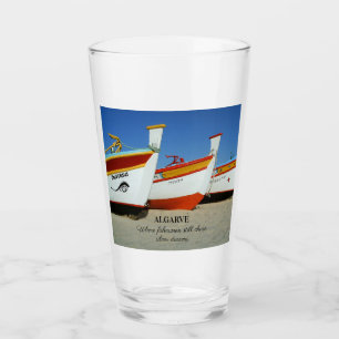 Fischerboote auf dem Foto der Algarve Glas