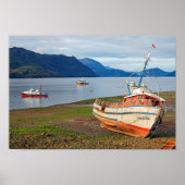 Fischerboote, Hornopiren, Chile Poster (Vorne)