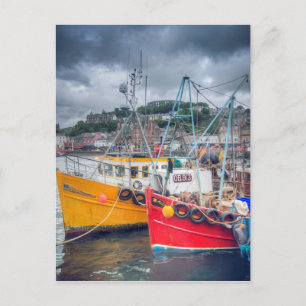 Fischerboote im Hafen von Oban Postkarte