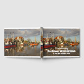 Fischerboote im Harbour Memorial Gästebuch (Voll)