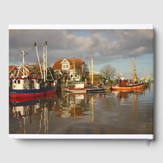 Fischerboote im Harbour Memorial Gästebuch (Rückseite)