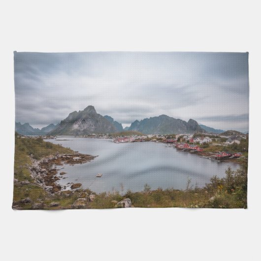Fischerdorf Lofoten Geschirrtuch (Horizontal)