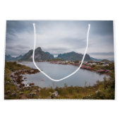 Fischerdorf Lofoten Große Geschenktüte (Vorderseite)