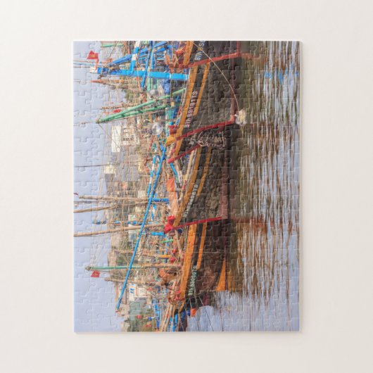 Fischereiflotte Puzzle (Vertikal)
