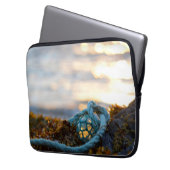 Fischfloß und -rasen Landschaftlich Laptopschutzhülle (Vorderseite Links)
