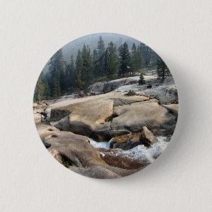 Fischkreuz Wasserfälle im Cascade Valley - Sierra Button