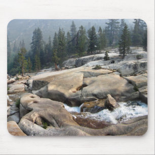 Fischkreuz Wasserfälle im Cascade Valley - Sierra Mousepad
