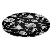 Fischmotiv: Schwarz-weißes Muster. Schneidebrett (Ecke)