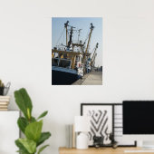 Fischschlepper auf Quay Foto Poster Printwerbung (Heimbüro)