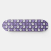 Fish Head Blätter Lilac White Black Skateboard (Horizontal)