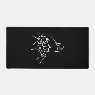 Fist Bump Vater Von Drei Vater Von 3 Papa Glücklic Schreibtischunterlage