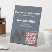 Fitness Ganzjähriges Geschenk mit dem Zeugnis über Sockelschild (In SItu)