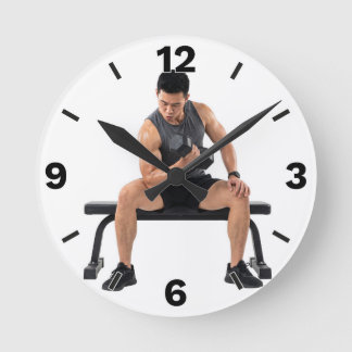 Fitness Man Dumbbell Bicep Curl Workout Runde Wanduhr