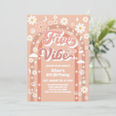 Five Is A Vibe Groovy Retro 5th Birthday Einladung (Stehend Vorderseite)