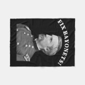 Fix Bayonets Zivil War Zitat Joshua Chamberlain Fleecedecke (Vorderseite (Horizontal))