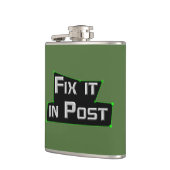 "Fix it in Post" VFX / Visuelle Effekte Flachmann (Links)