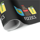 Fizzics Funny Fizzy Cola Drinks Pun Dark BG Geschenkpapier (Rolleneckpunkt)