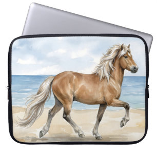 Fjara Isländisches Pferd Aquarell am Strand Laptopschutzhülle
