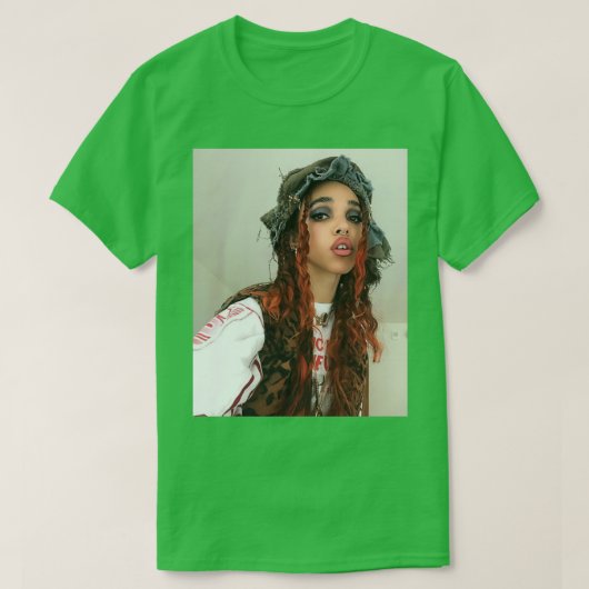 FKA TWIGS RED HAIR T-Shirt (Design vorne)