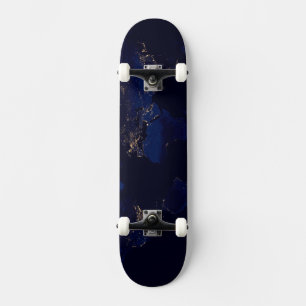 Flachbild-Karte der Erde, auf der die Lichter der Skateboard
