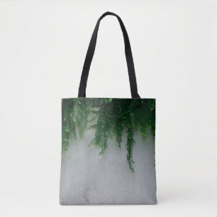 FLACHFOKUSFOTO VON FARNPFLANZEN TASCHE