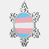 Flag "Funky Boho Stripe Abstrakt Transgender Pride Schneeflocken Zinn-Ornament (Rechts)