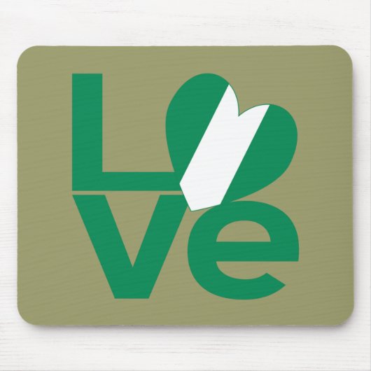 Flag für die grüne LIEBE Nigerias Mousepad (Vorne)