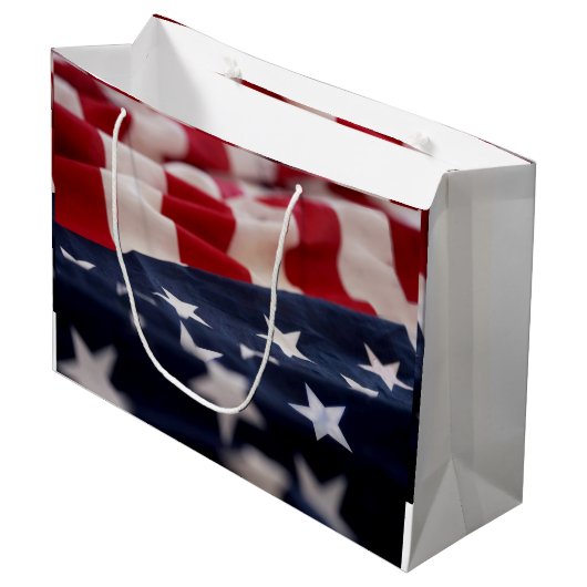 FLAG GROßE GESCHENKTÜTE (Vorderseite Schrägansicht)