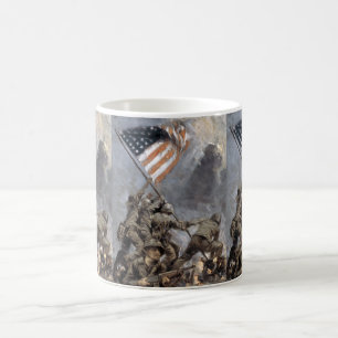 Flag-Heben auf dem Suribachi-Berg, Iwo Jima, 1945 Kaffeetasse