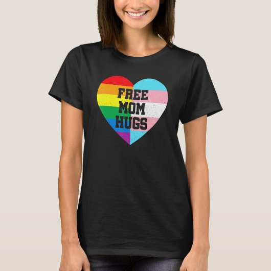 Flag "Mama Hugs Gay Pride Transgender Rainbow" 1 T-Shirt (Vorderseite)