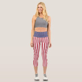 Flag Patriotic Red White Blue US Flagge Capri Leggings (Vorderseite)